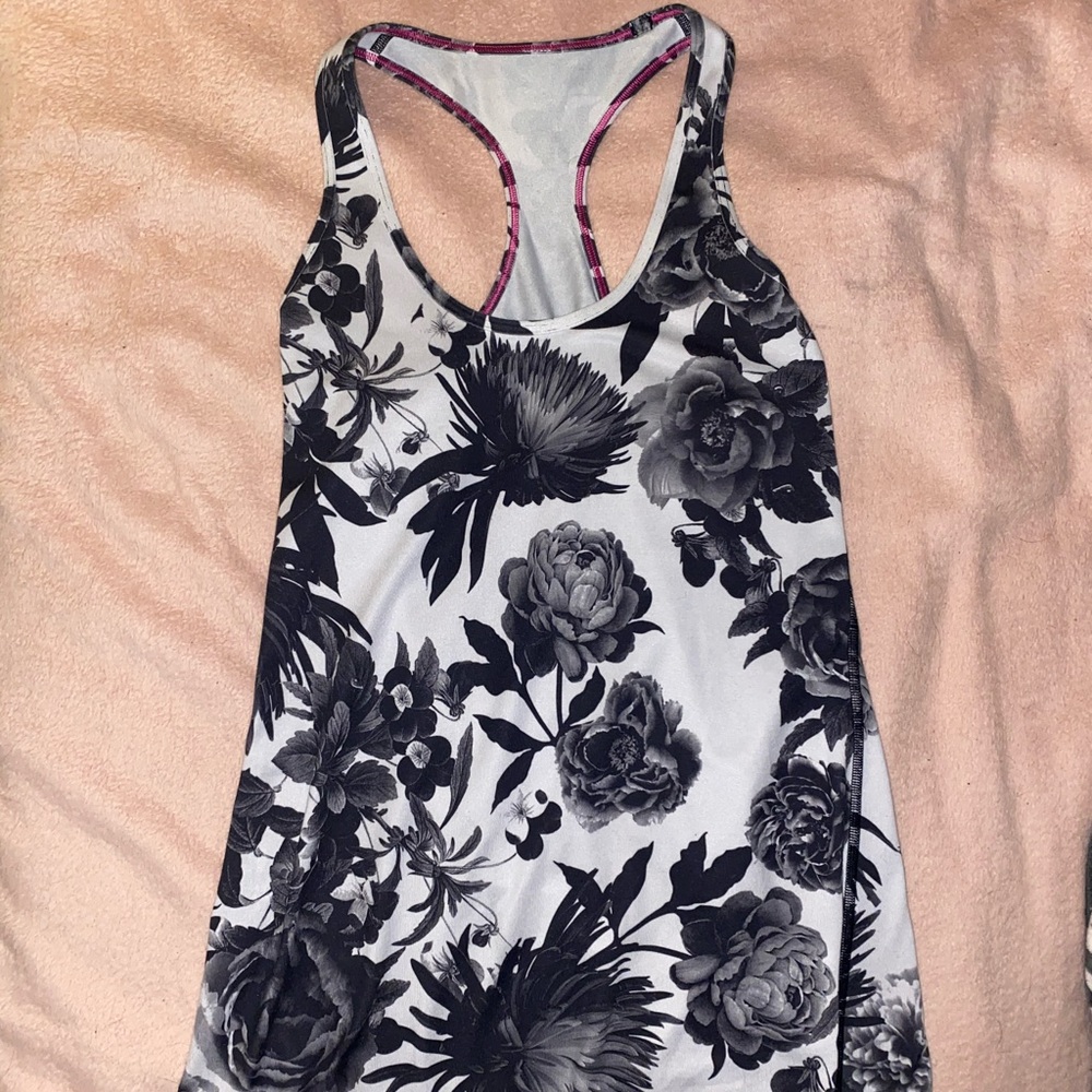 Lululemon floral tank top
